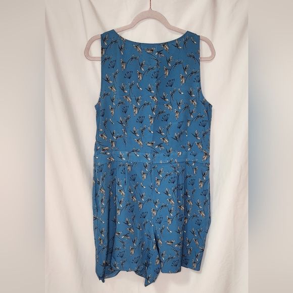 Loft Blue Floral Silky Romper size 12 - Picture 2 of 2